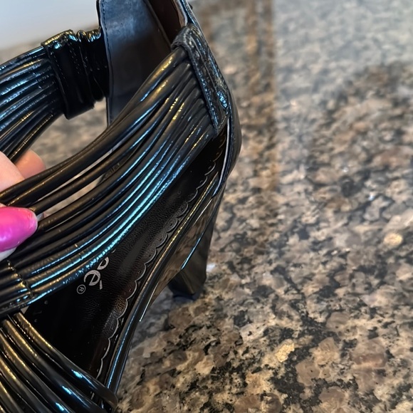 J. Renewals black and silver High Heeled Sandals EUC 8.5 - Picture 7 of 12